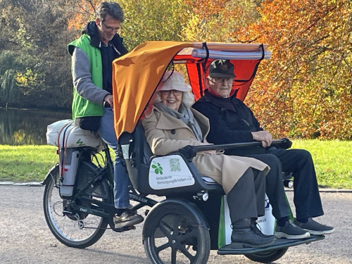 FahrerInnen f&uuml;r Rikscha-Ausfl&uuml;ge