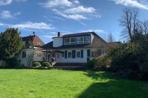 Unterst&uuml;tzung bei der Gartenarbeit