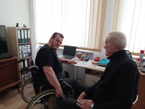 B&uuml;rokraten mit Herz gesucht