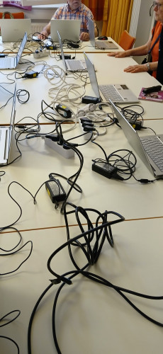 PC und Smartphone f&uuml;r Einsteiger*innen